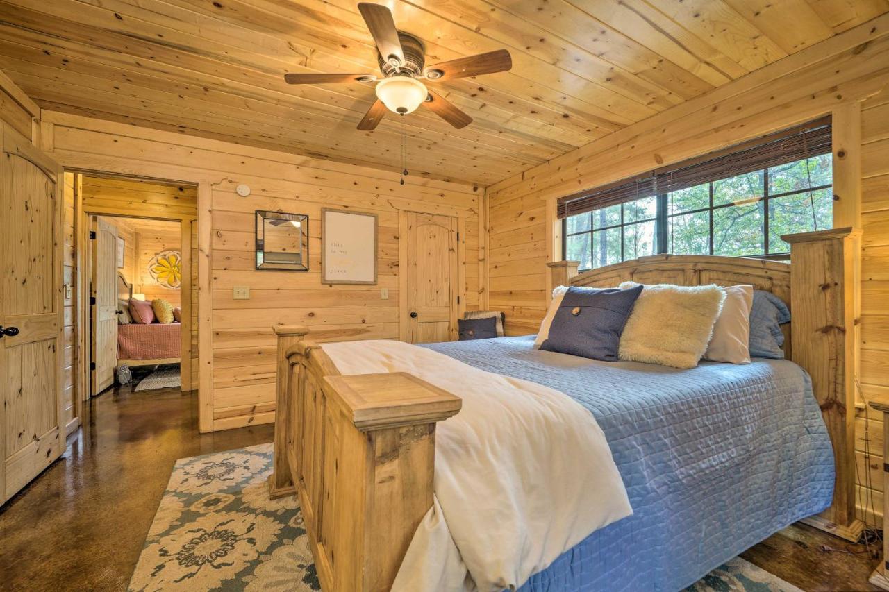Cabin With Hot Tub And Games, 4 Mi To Beavers Bend! Broken Bow Buitenkant foto